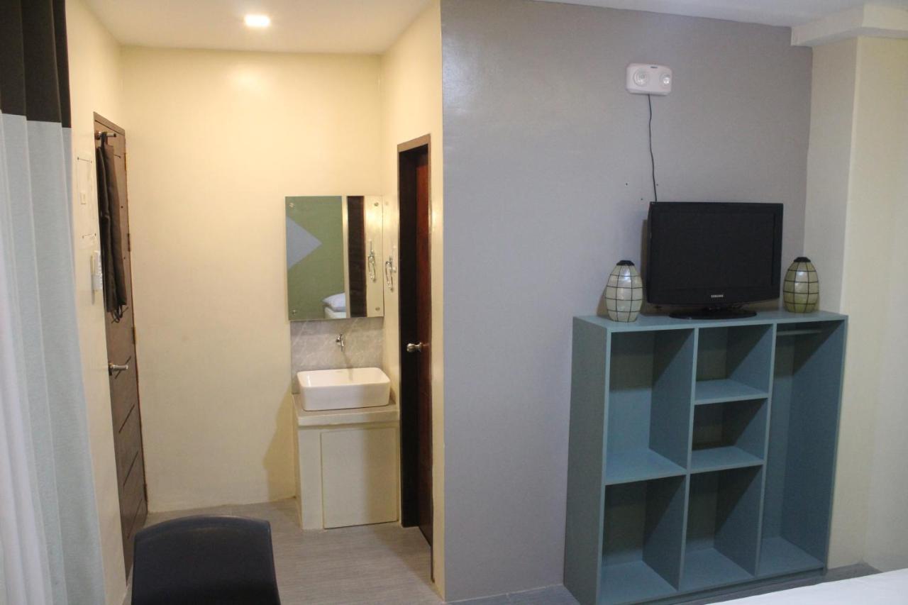 Ninie'S Place Puerto Princesa Ngoại thất bức ảnh