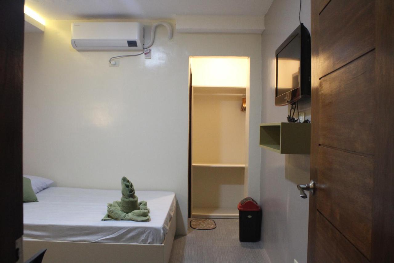 Ninie'S Place Puerto Princesa Ngoại thất bức ảnh