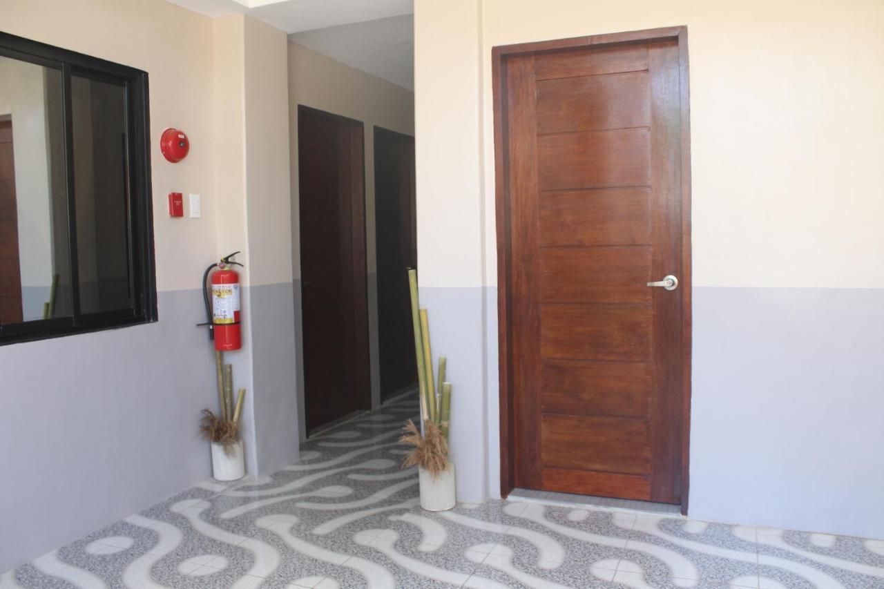 Ninie'S Place Puerto Princesa Ngoại thất bức ảnh