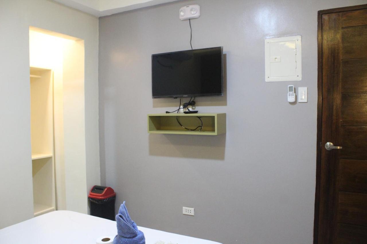 Ninie'S Place Puerto Princesa Ngoại thất bức ảnh