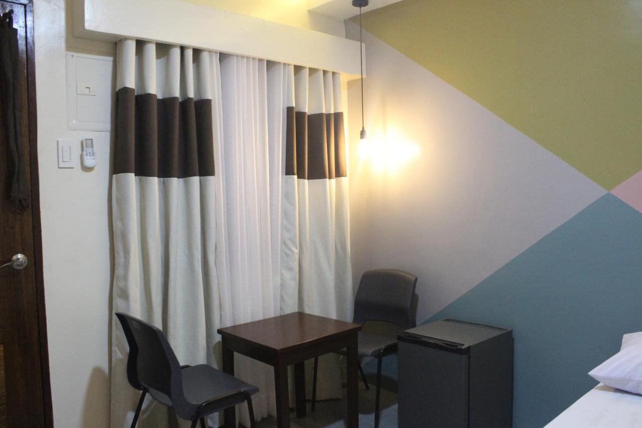 Ninie'S Place Puerto Princesa Ngoại thất bức ảnh