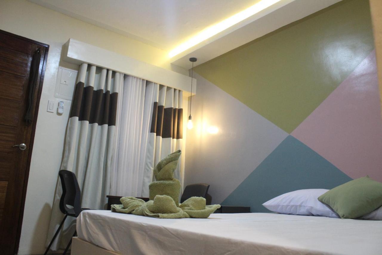 Ninie'S Place Puerto Princesa Ngoại thất bức ảnh