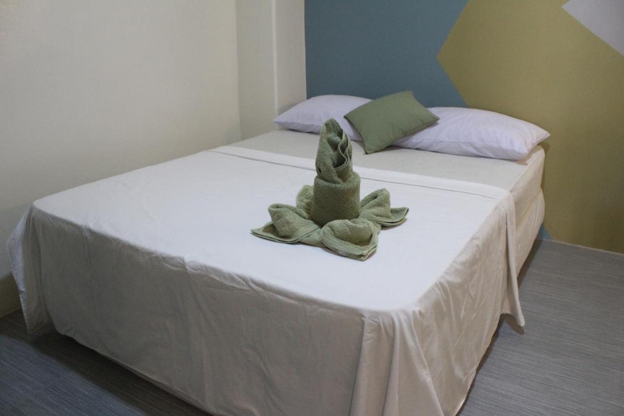 Ninie'S Place Puerto Princesa Ngoại thất bức ảnh