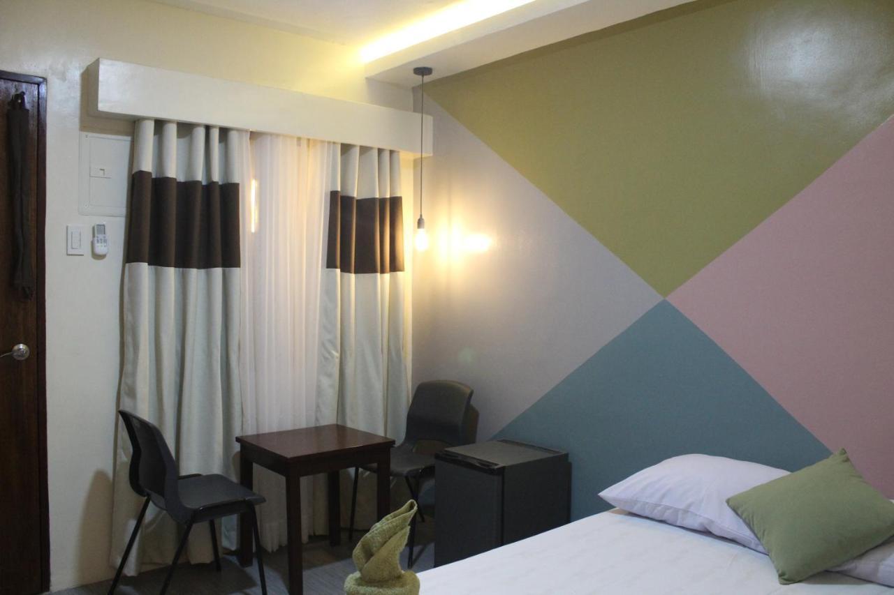 Ninie'S Place Puerto Princesa Ngoại thất bức ảnh