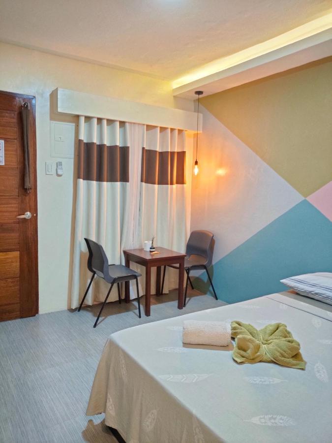 Ninie'S Place Puerto Princesa Ngoại thất bức ảnh