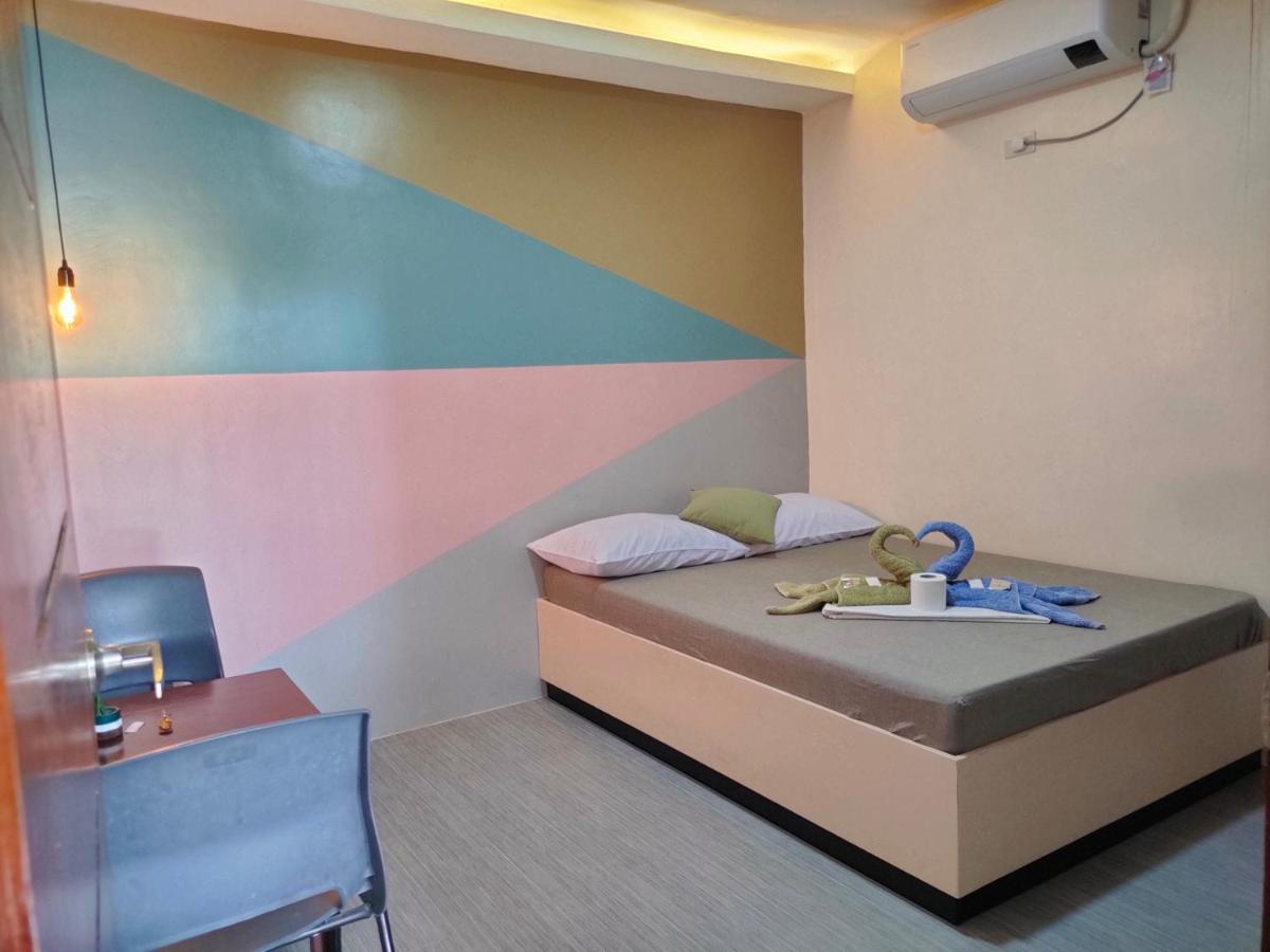 Ninie'S Place Puerto Princesa Ngoại thất bức ảnh