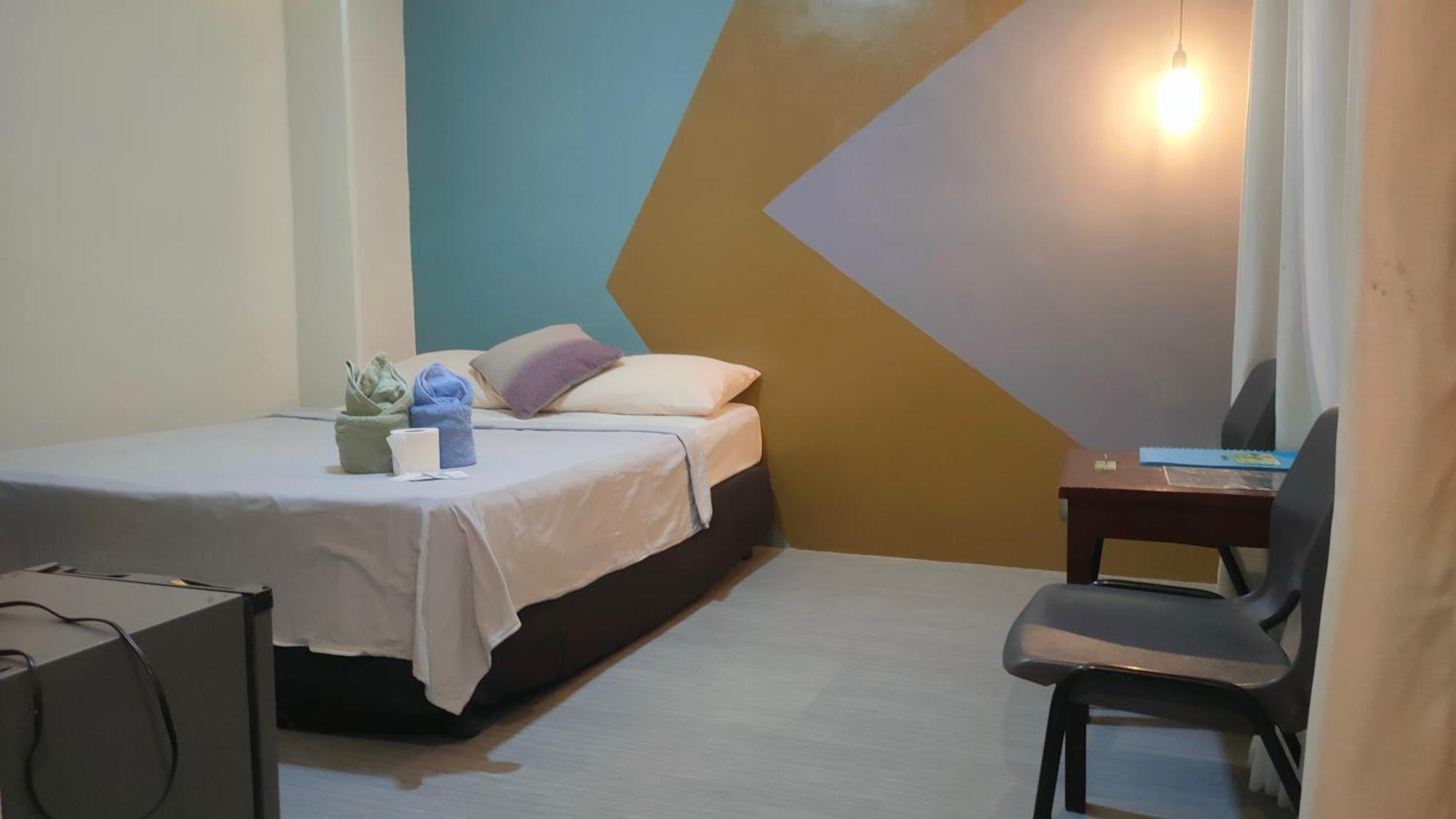 Ninie'S Place Puerto Princesa Ngoại thất bức ảnh